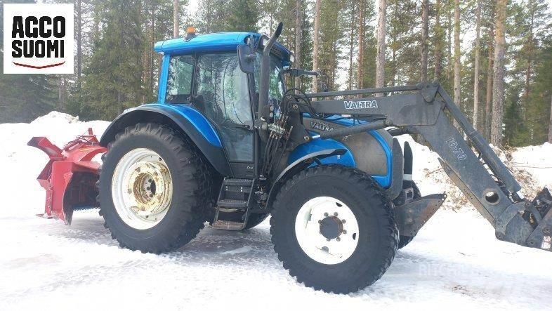 Valtra C120 トラクター