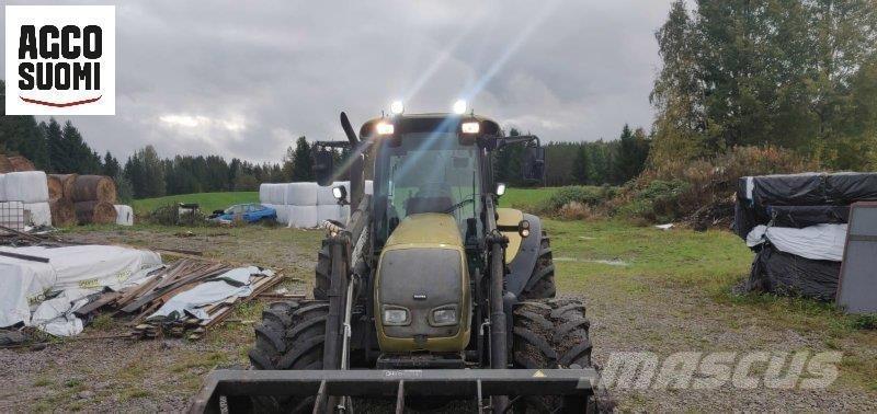 Valtra C120 トラクター