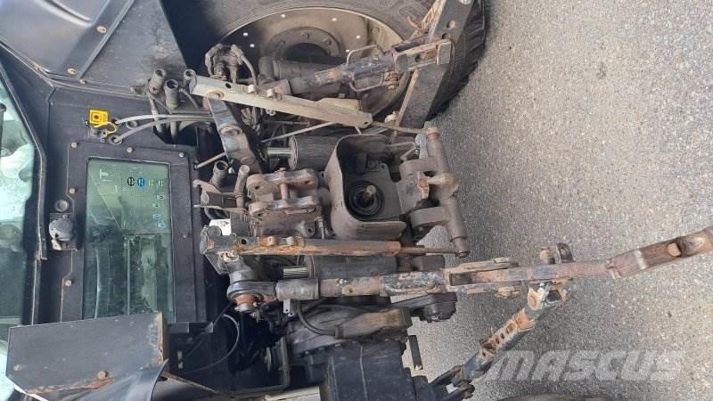 Valtra N101 HT トラクター