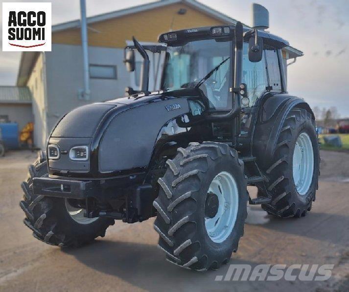 Valtra T140 トラクター