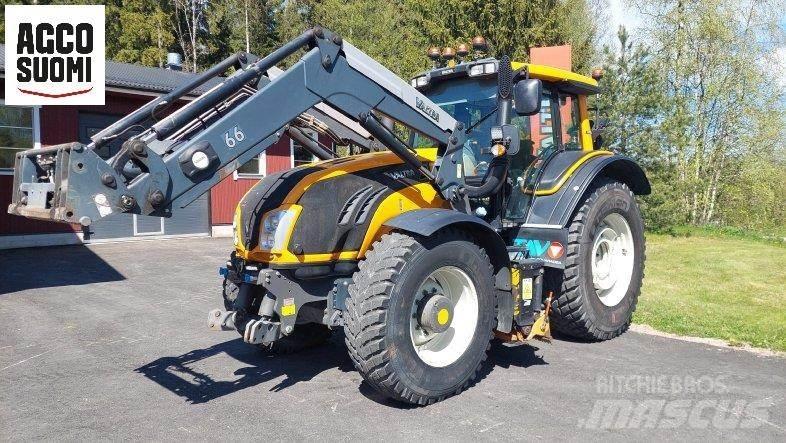 Valtra T153 H トラクター