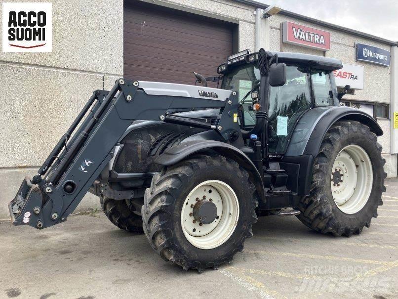 Valtra T163 DIRECT トラクター