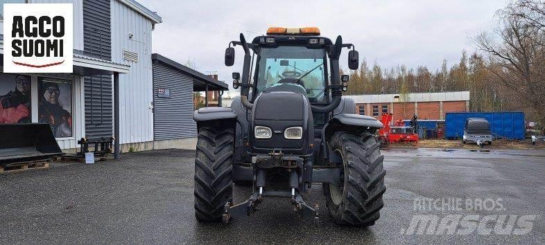 Valtra T170 トラクター
