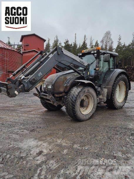 Valtra T202D +EK トラクター