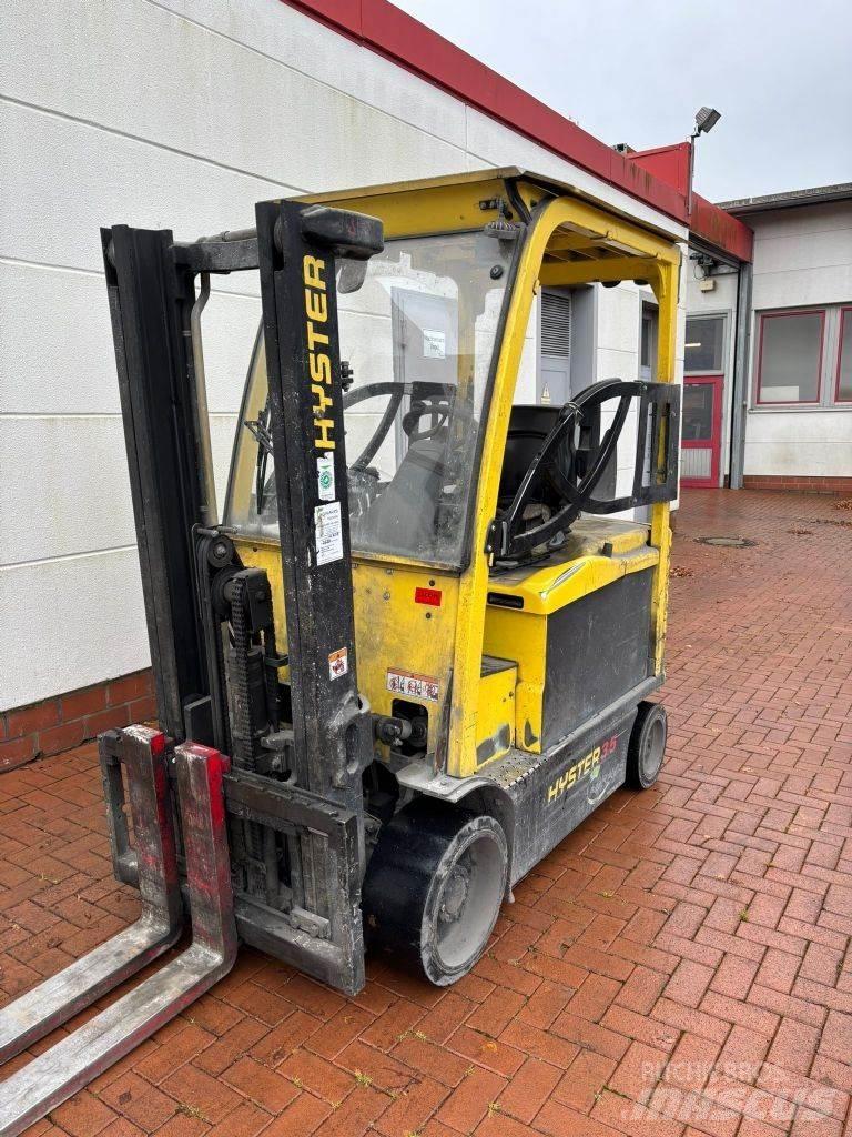 Hyster E 3.5 XN LWB バッテリーフォークリフト