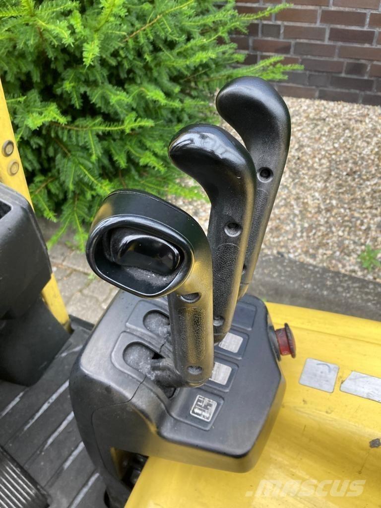 Hyster J 1.80 XNT バッテリーフォークリフト