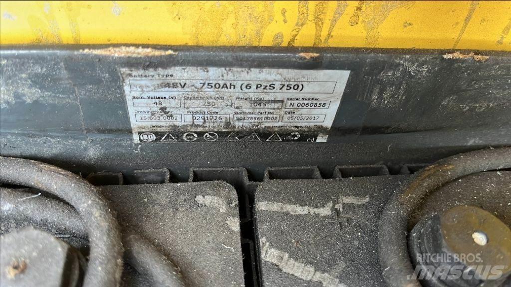 Hyster J 2.0 XN LWB バッテリーフォークリフト