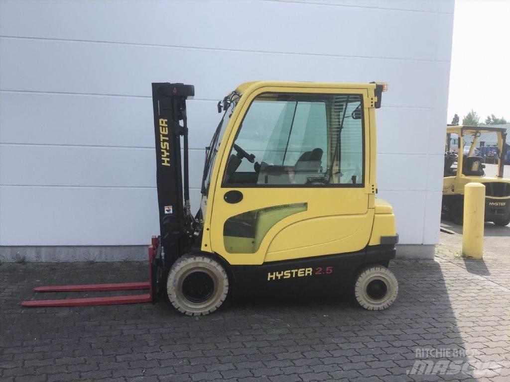 Hyster J 2.5 XN バッテリーフォークリフト