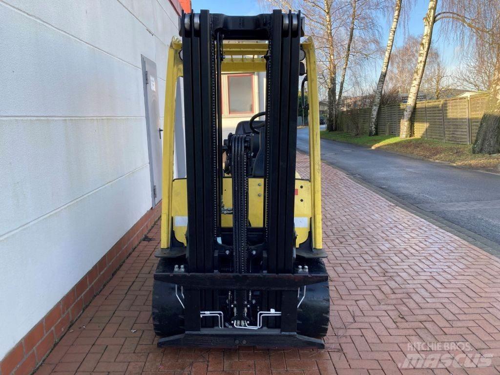 Hyster J 3.0 XN バッテリーフォークリフト