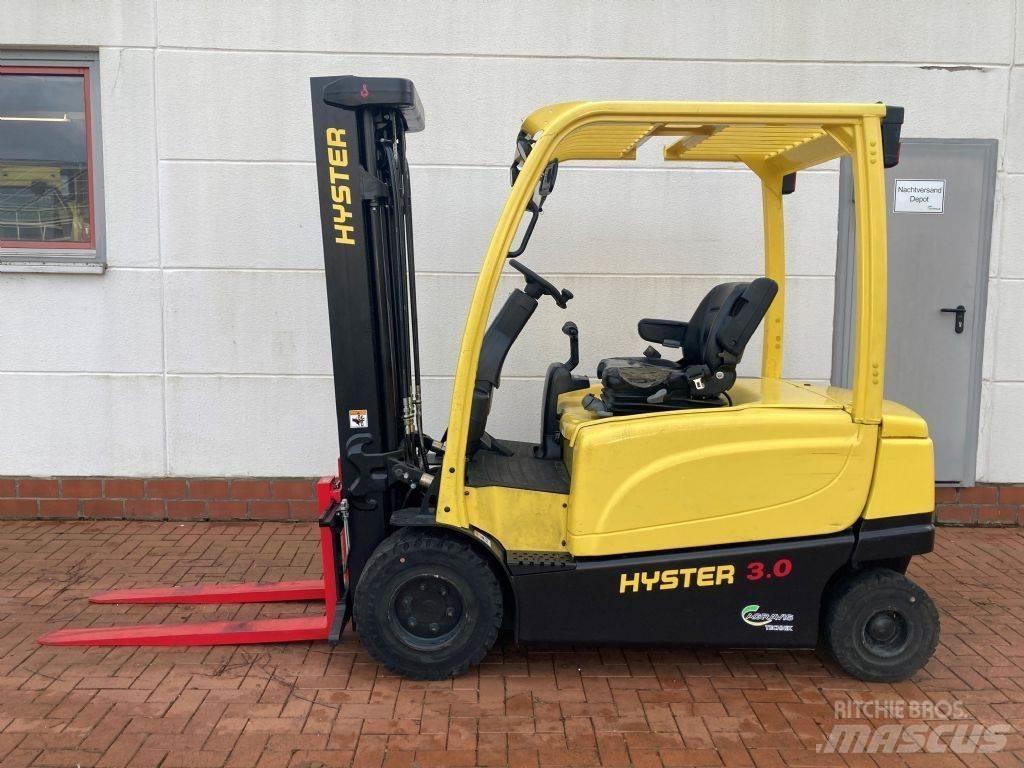 Hyster J 3.0 XN バッテリーフォークリフト