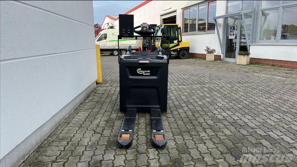 Hyster P 2.0 S ローリフト