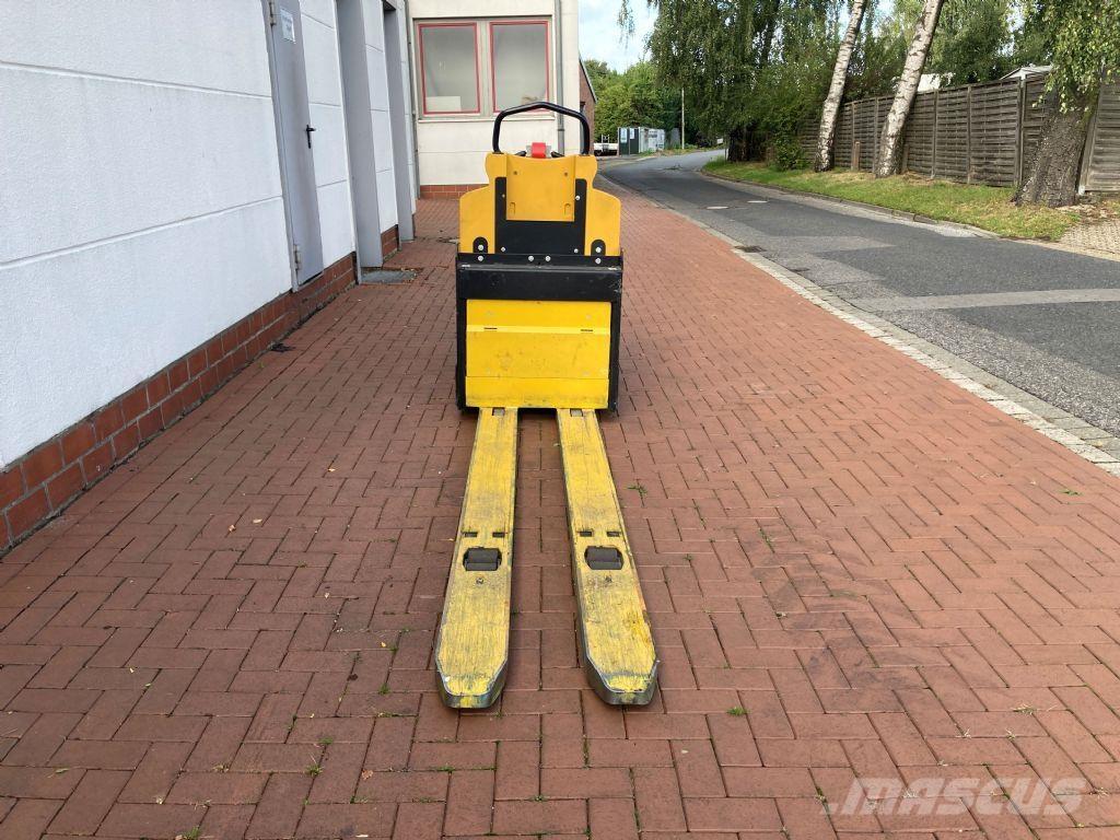 Yale MO 25 低型オーダーピッカー