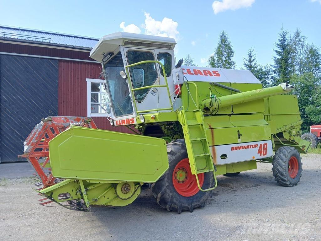 CLAAS 48 コンバイン