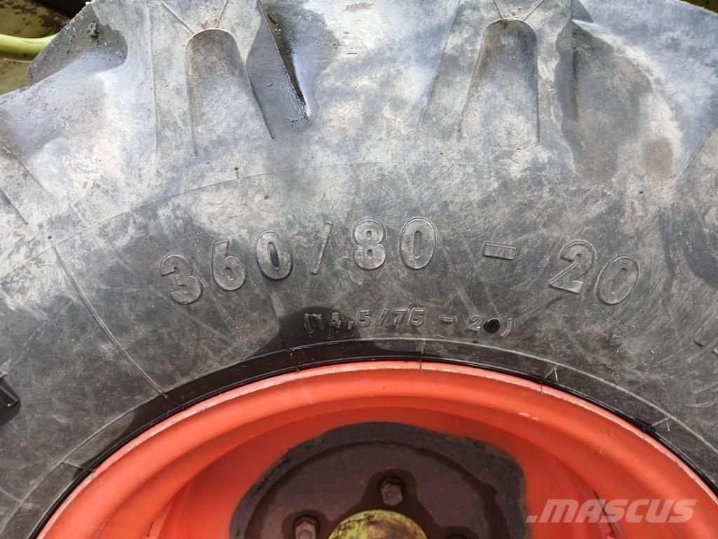 CLAAS 48 コンバイン