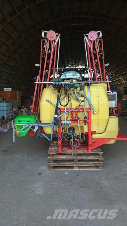 Kasi 1000 自走式噴霧器