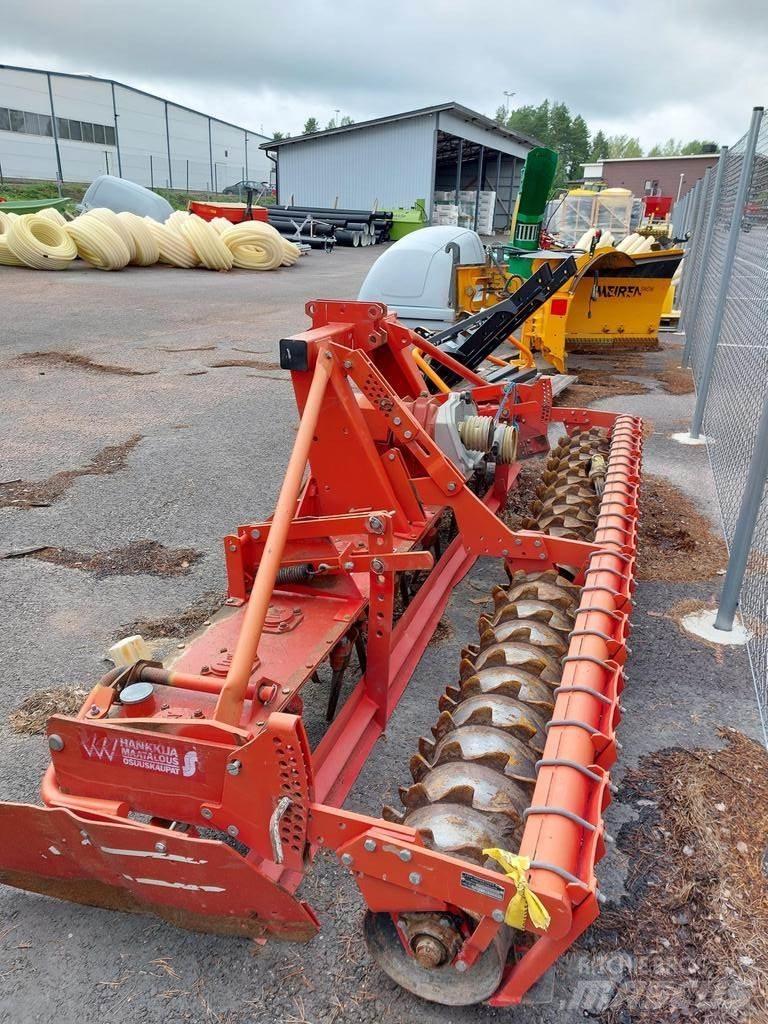 Lely 3500 パワーハローとロータリーハロー
