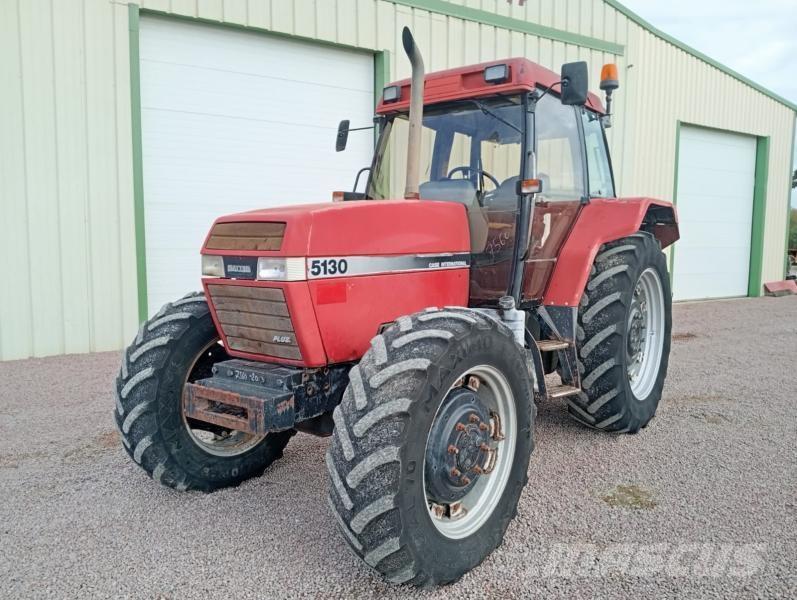 CASE IH 5130 トラクター