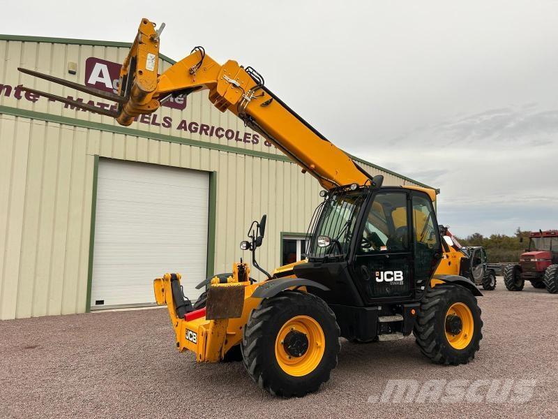 JCB 540-140 テレスコーピックハンドラー