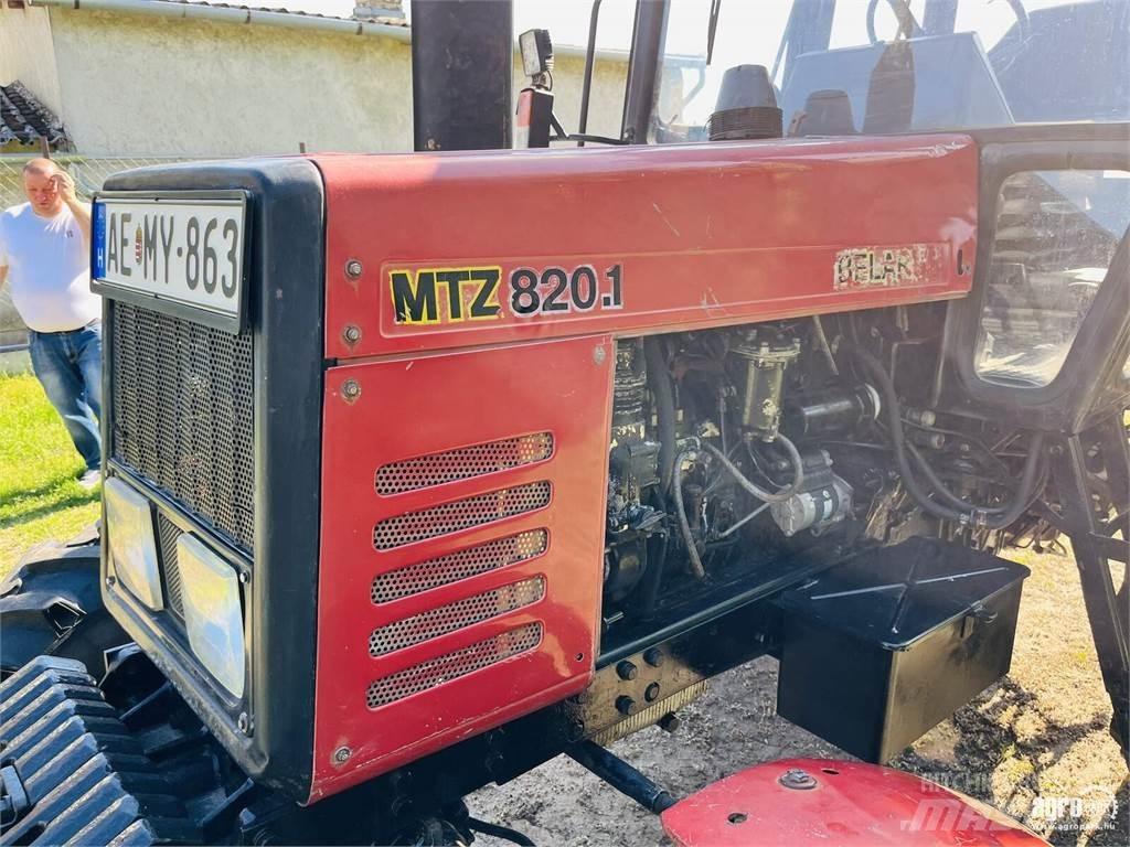 MTZ 820.1 トラクター