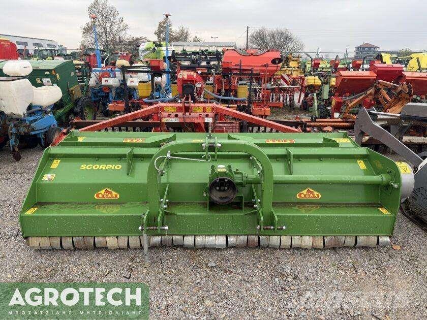 Celli SCORPIO/F 320 トラクター