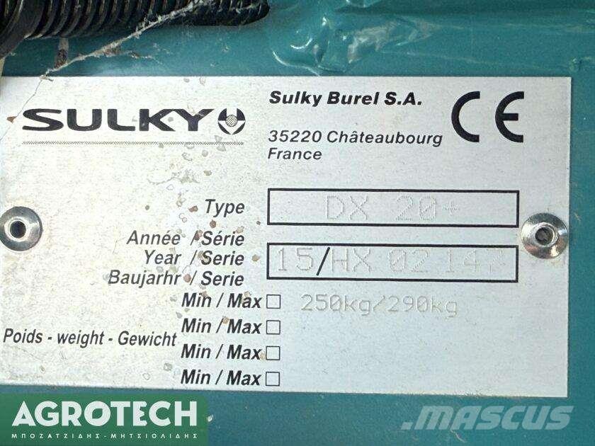  DX 20+ トラクター