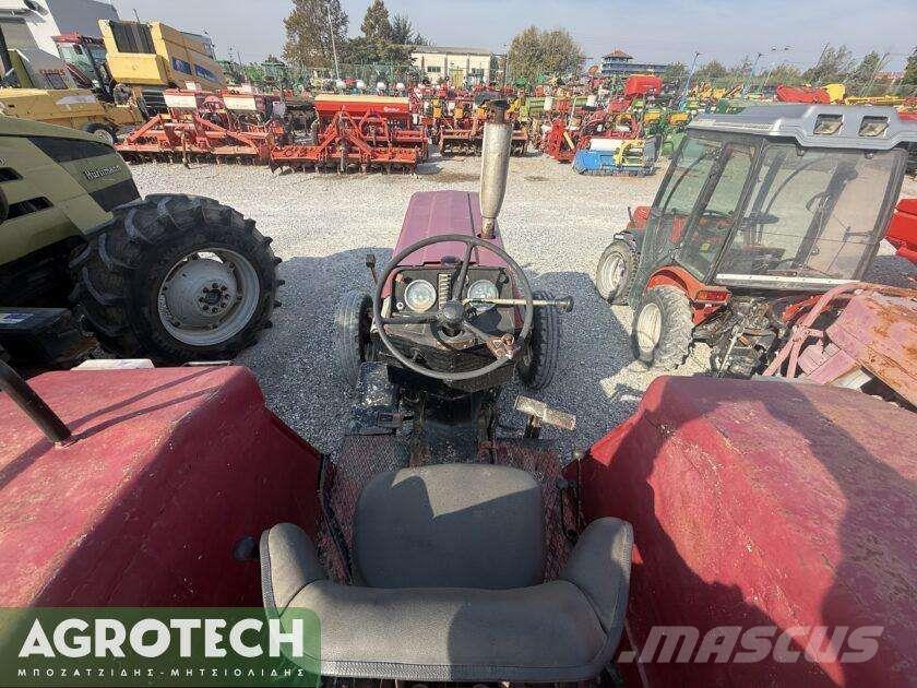 International 724 トラクター