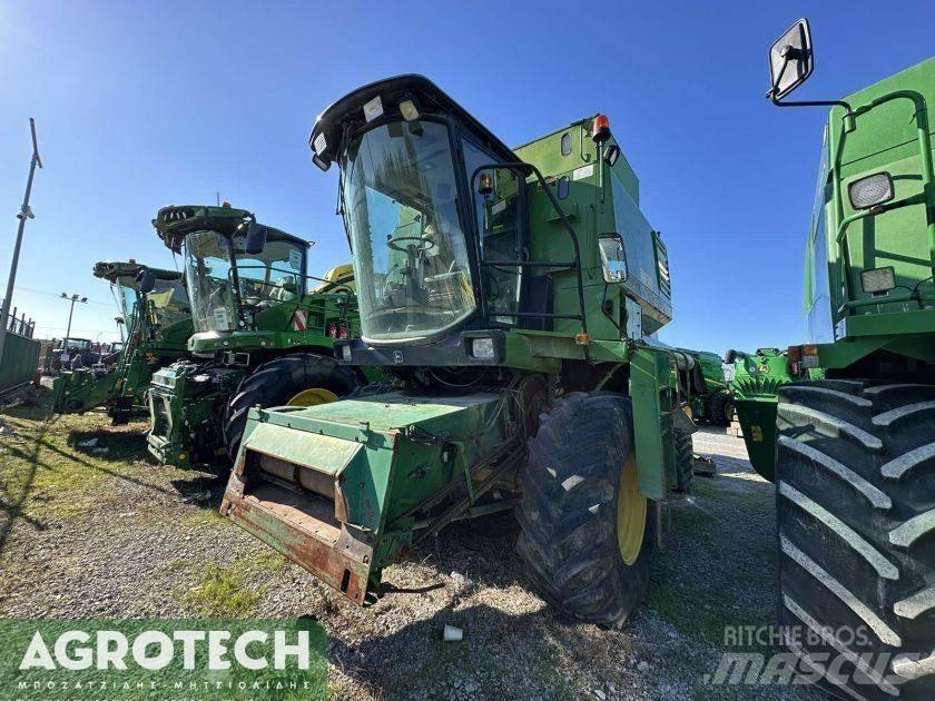 John Deere 1177 トラクター