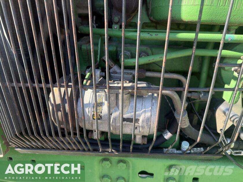 John Deere 4450 トラクター