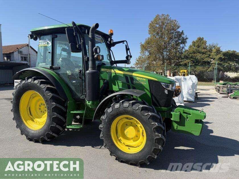 John Deere 5100M トラクター