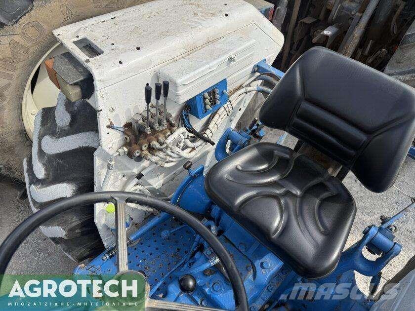 John Deere 6600 トラクター