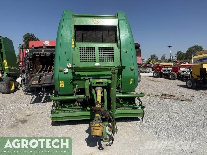 John Deere 864 ラウンドベーラー