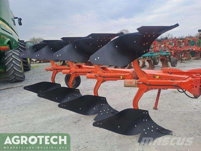 Kuhn VariMaster 151 トラクター