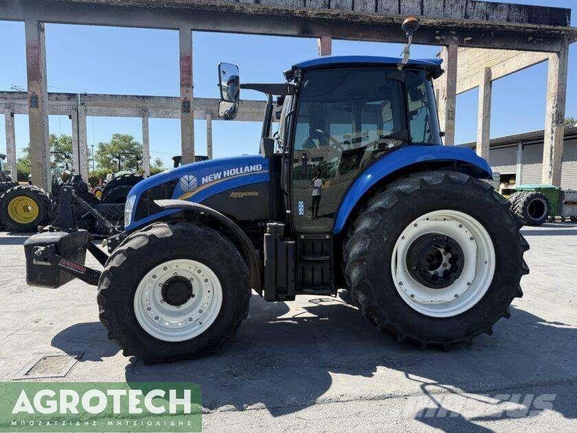 New Holland T5.85 トラクター