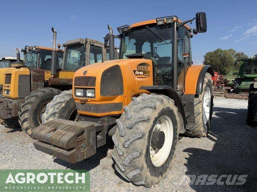 Renault Ares 696 RZ トラクター