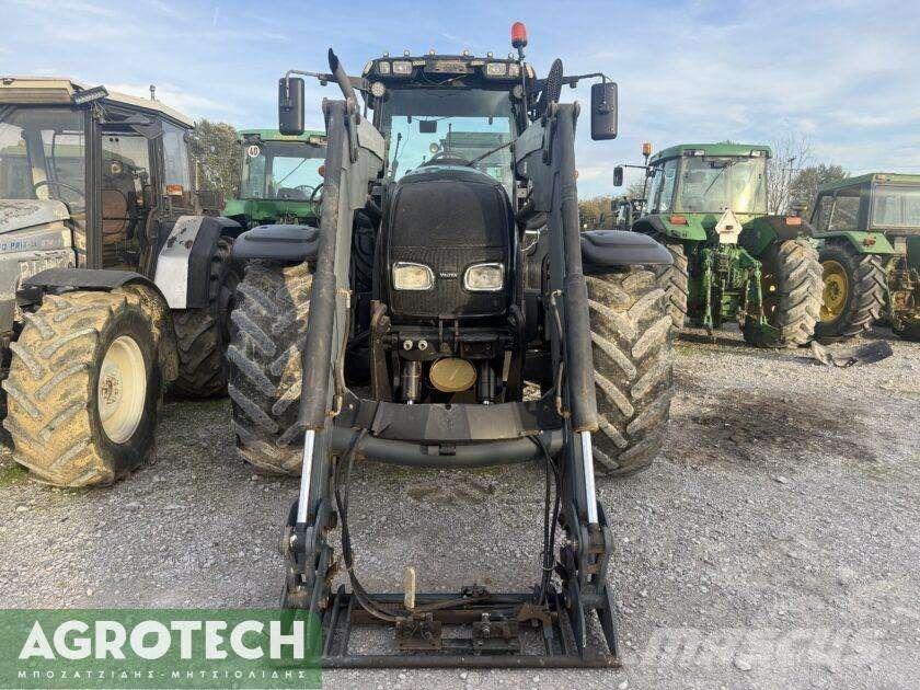 Valtra T 190 トラクター