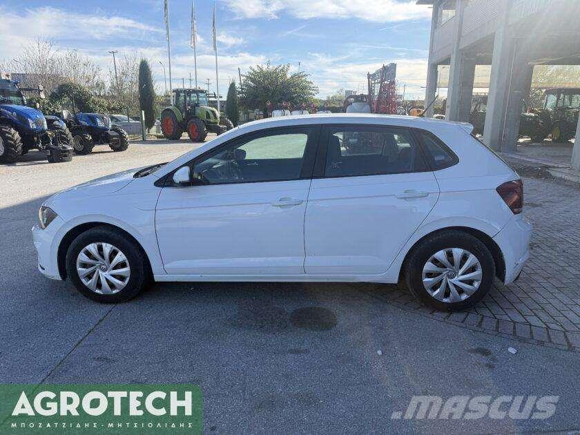 Volkswagen Polo 自動車