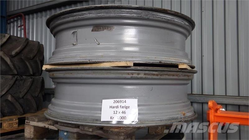  - - - タイヤ、ホイル、リム