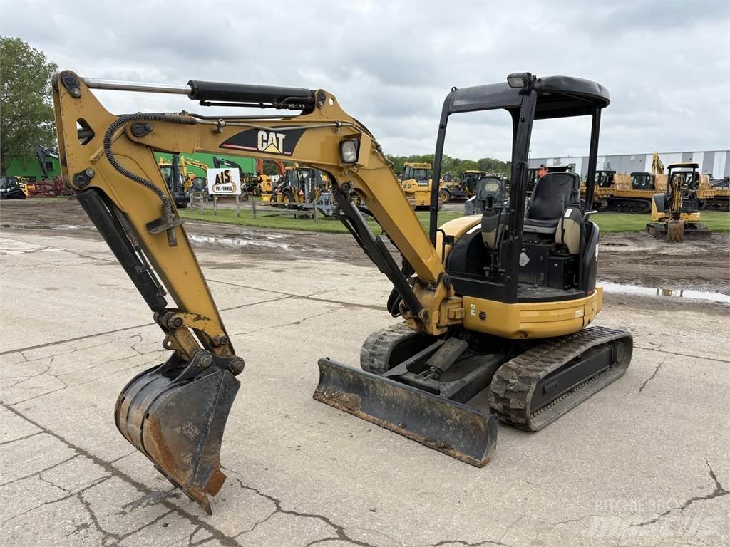 CAT 303C 大型油圧ショベル12t以上（パワーショベル・ユンボ）