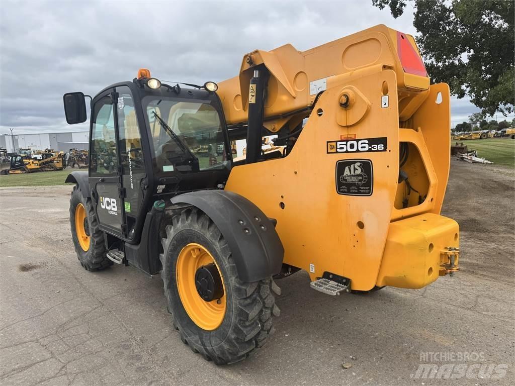 JCB 506-36 テレスコーピックハンドラー