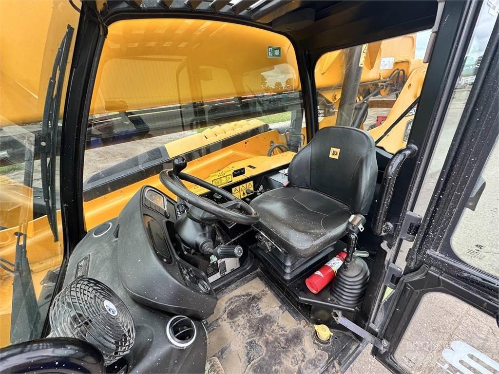 JCB 506-36 テレスコーピックハンドラー