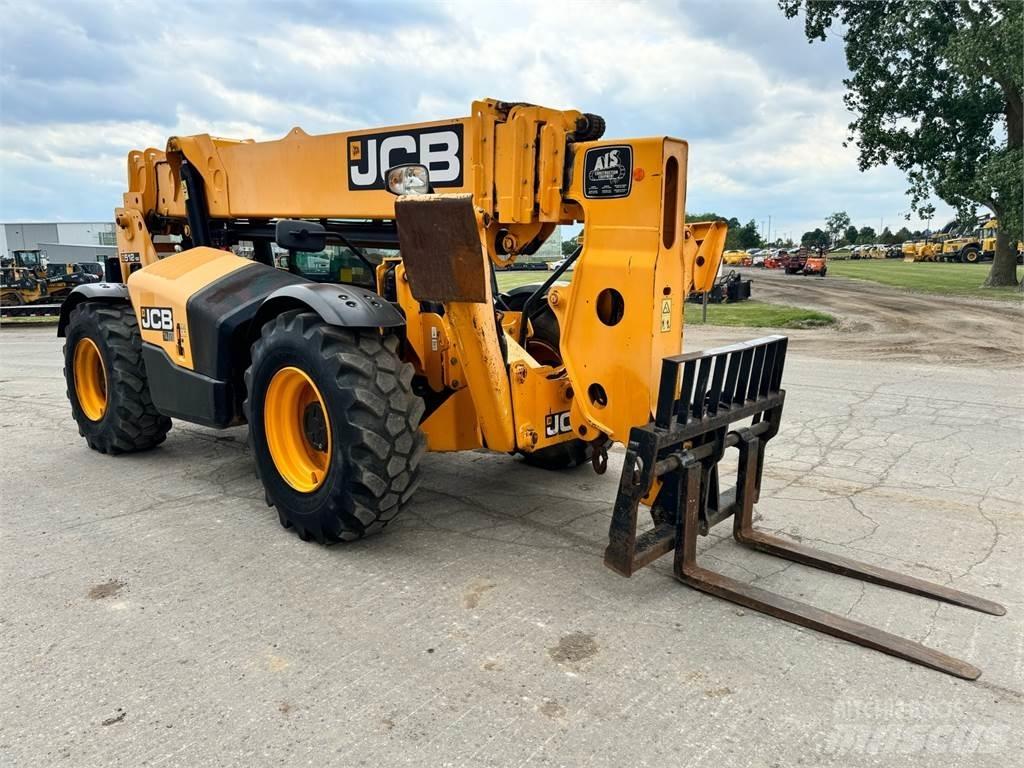 JCB 512-56 テレスコーピックハンドラー