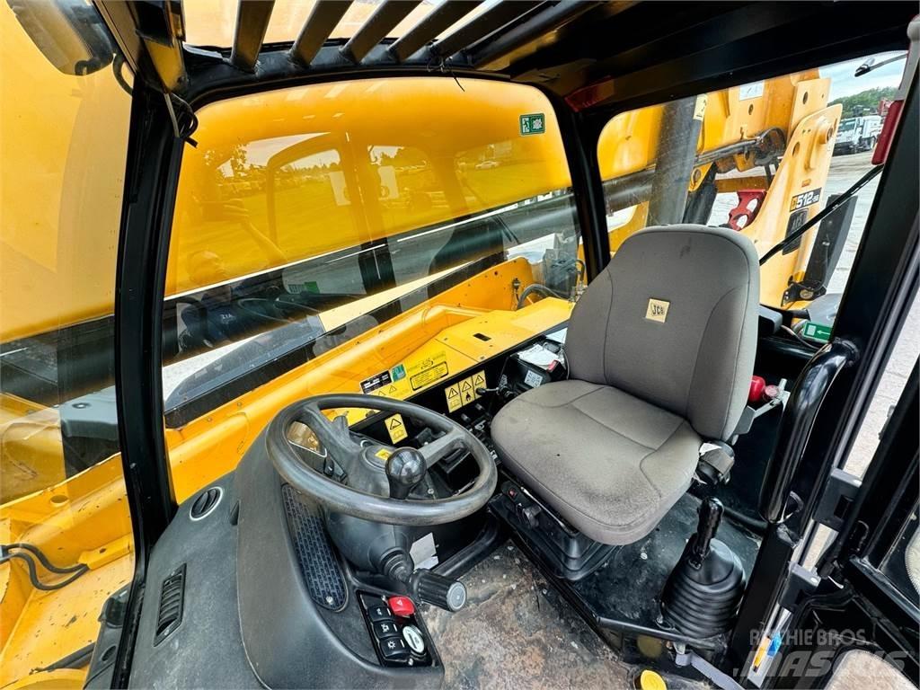 JCB 512-56 テレスコーピックハンドラー