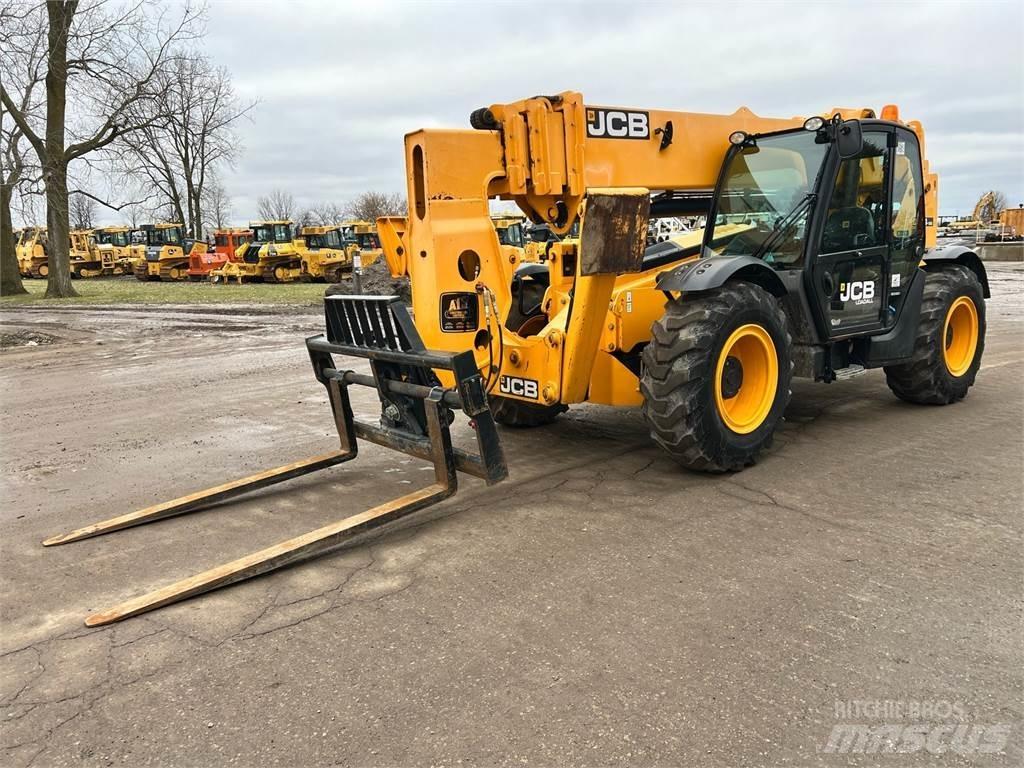 JCB 514-56 テレスコーピックハンドラー