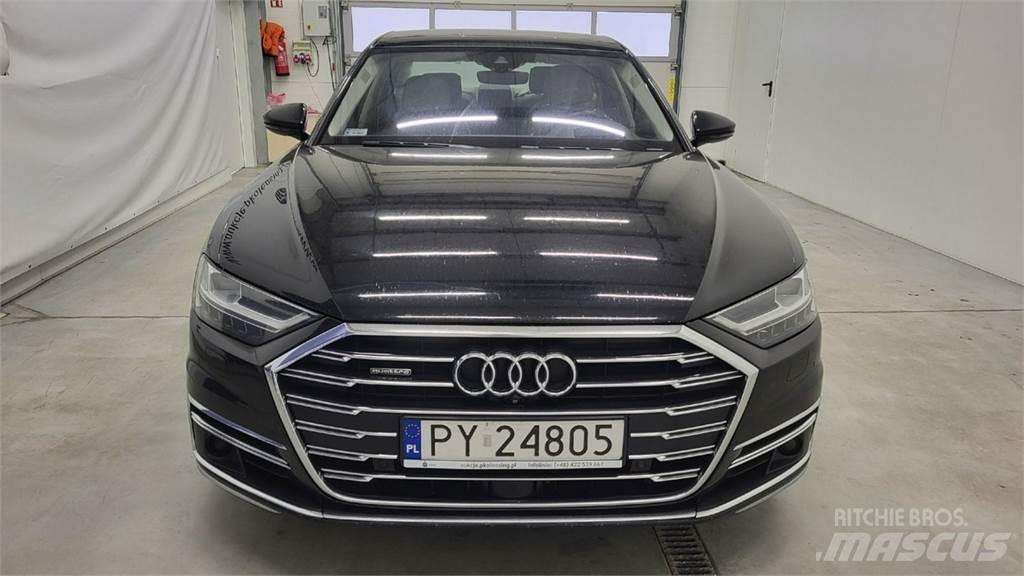 Audi A8 自動車
