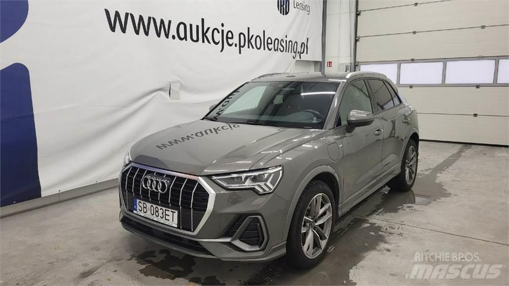 Audi Q3 自動車