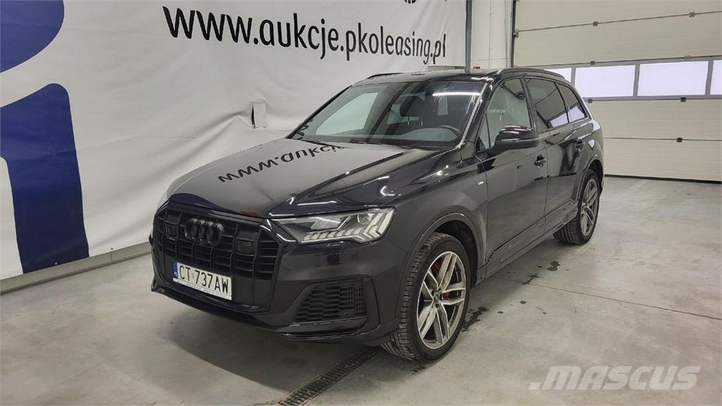 Audi Q7 自動車