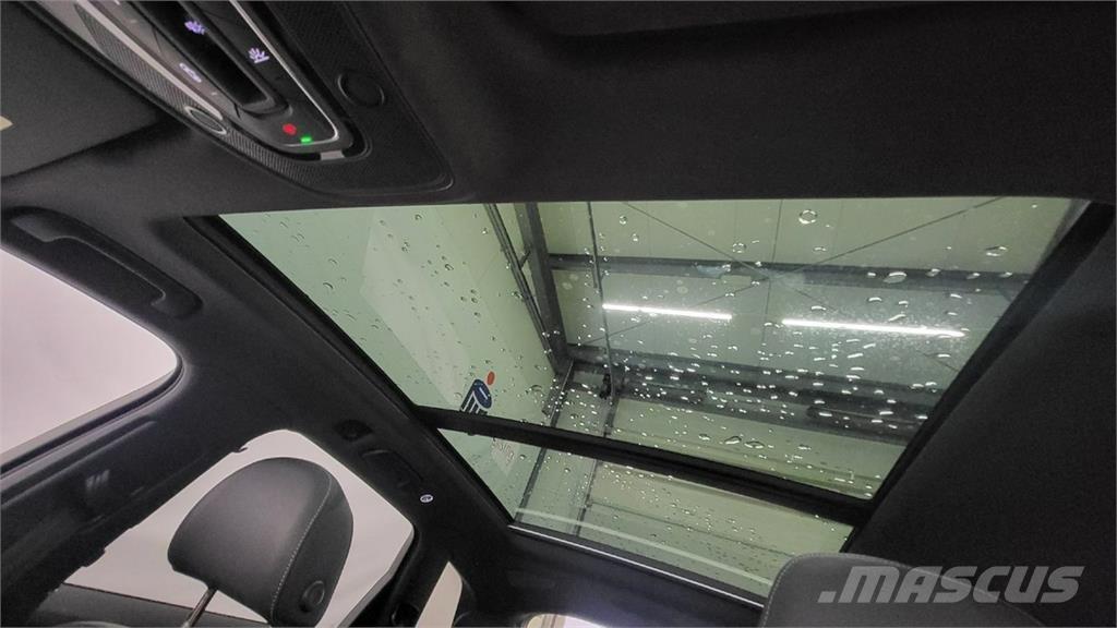 Audi Q7 自動車