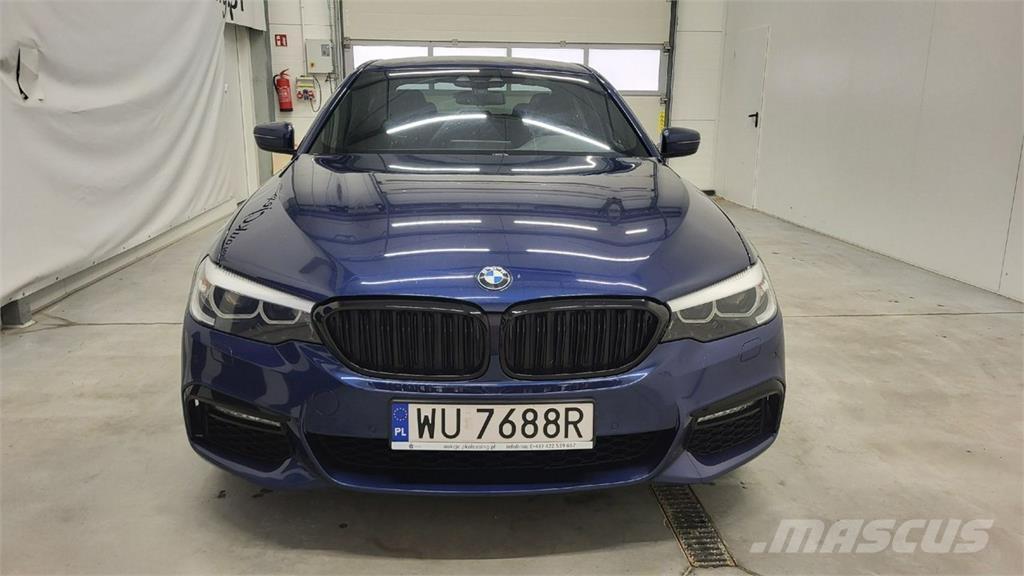 BMW 530 自動車