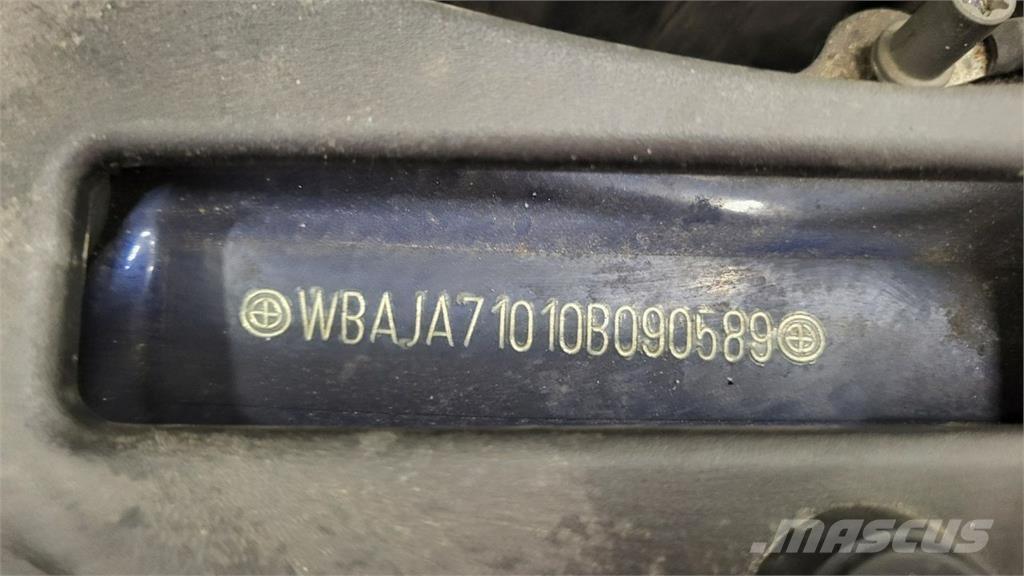 BMW 530 自動車