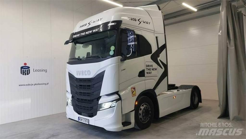 Iveco AS 中古トラクターヘッド | トレーラーヘッド